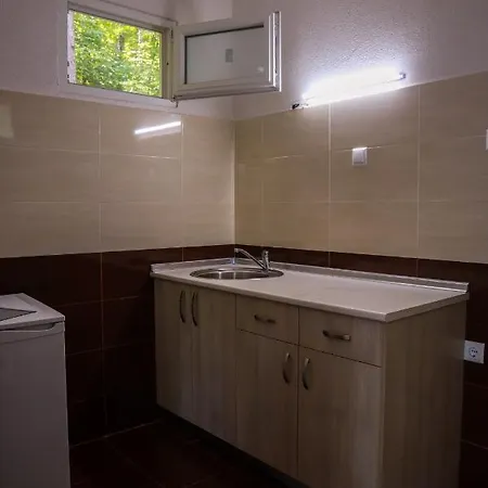 אתר נופש - Kamena