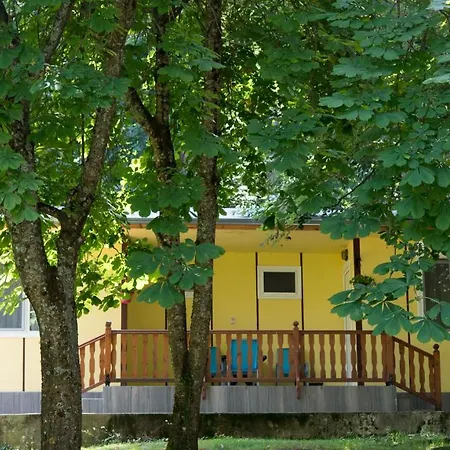 - Здравен курорт